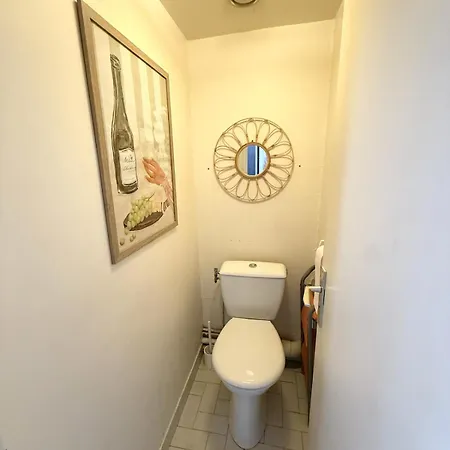 Le Petit Chris - Thermes A 50m, Parking Inclus, Emplacement شقة